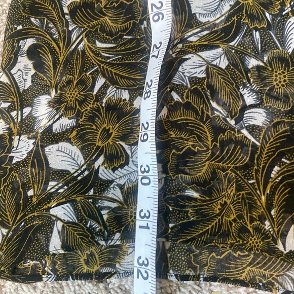 Chelsea28 Floral Boho Bell Sleeve Dress - Picture 6 of 10